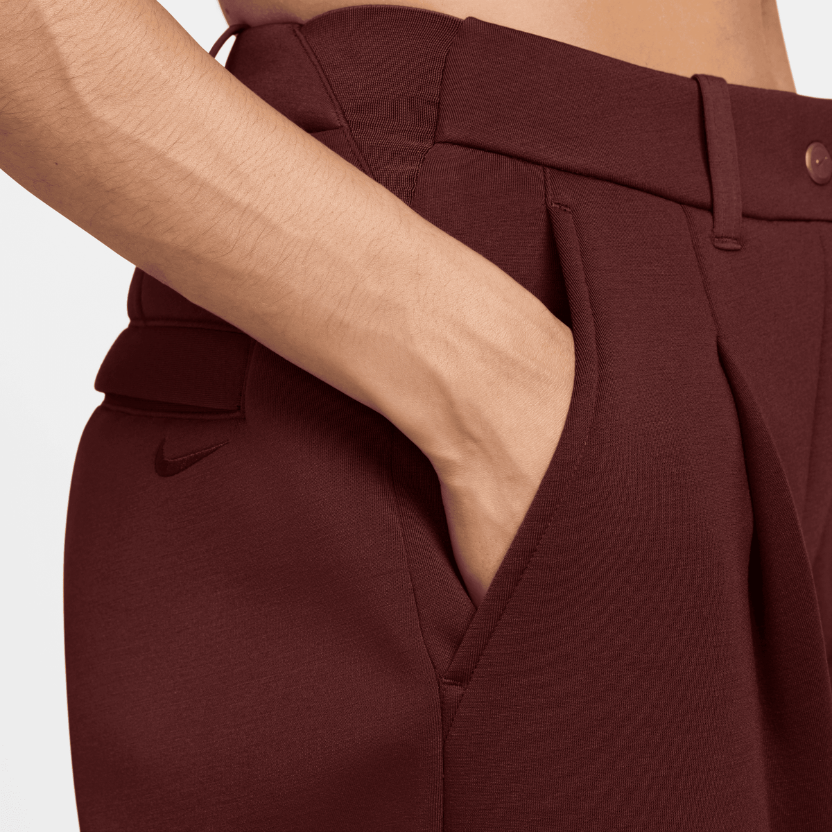 Women's Nike Pregame Fleece Loose Mid-Rise Trousers
