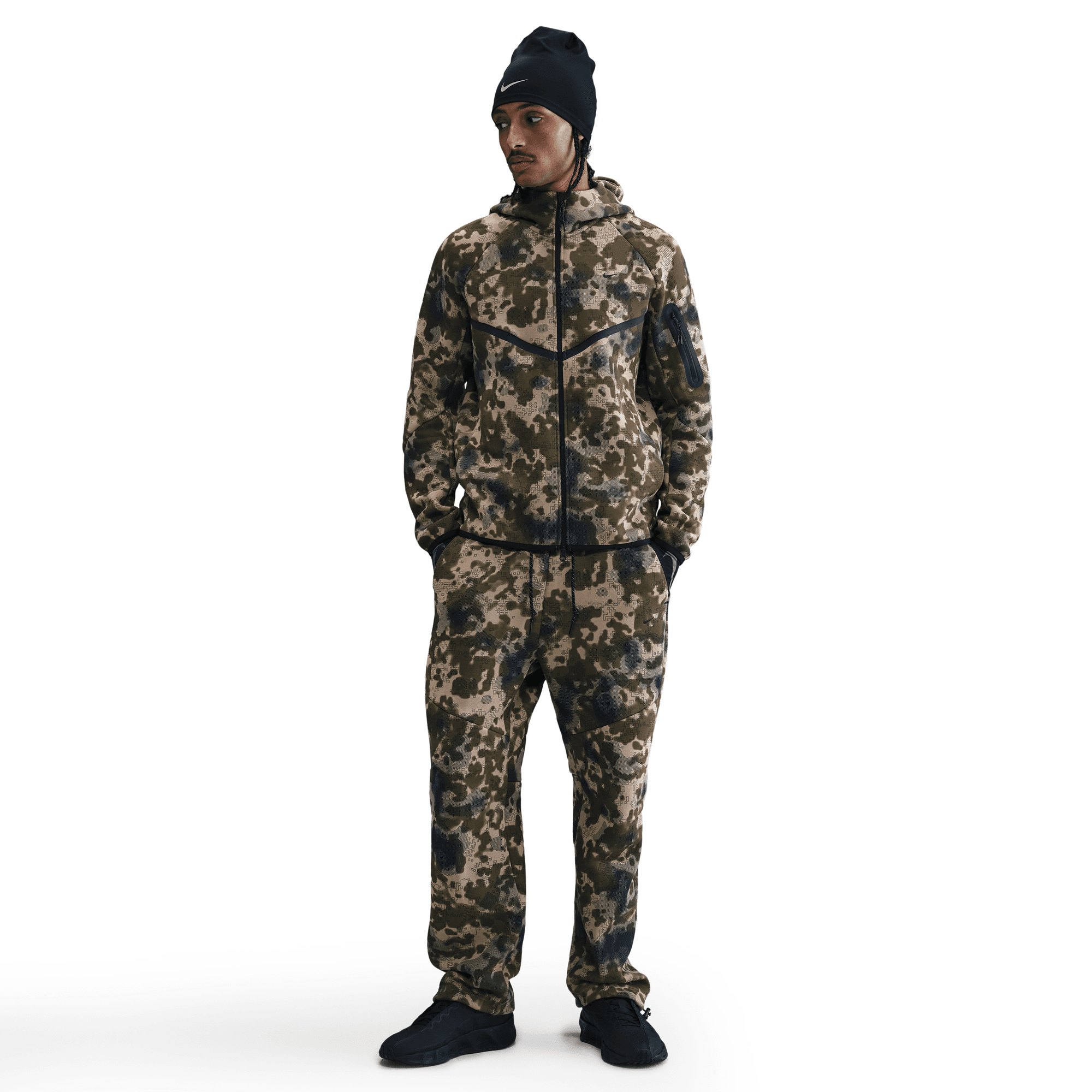 Men's Nike Tech Open-Hem Fleece Camo Pants