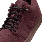 Men's Air Jordan 1 Low SE - Action (Toe) View