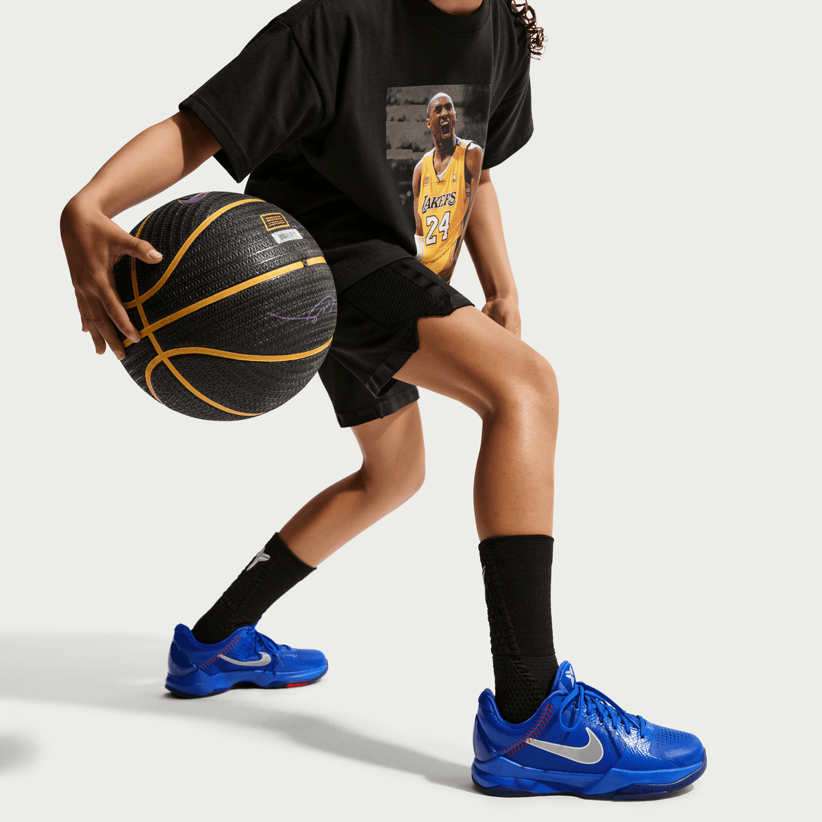 Big Kids' Kobe Bryant Kobe V "Dodgers"