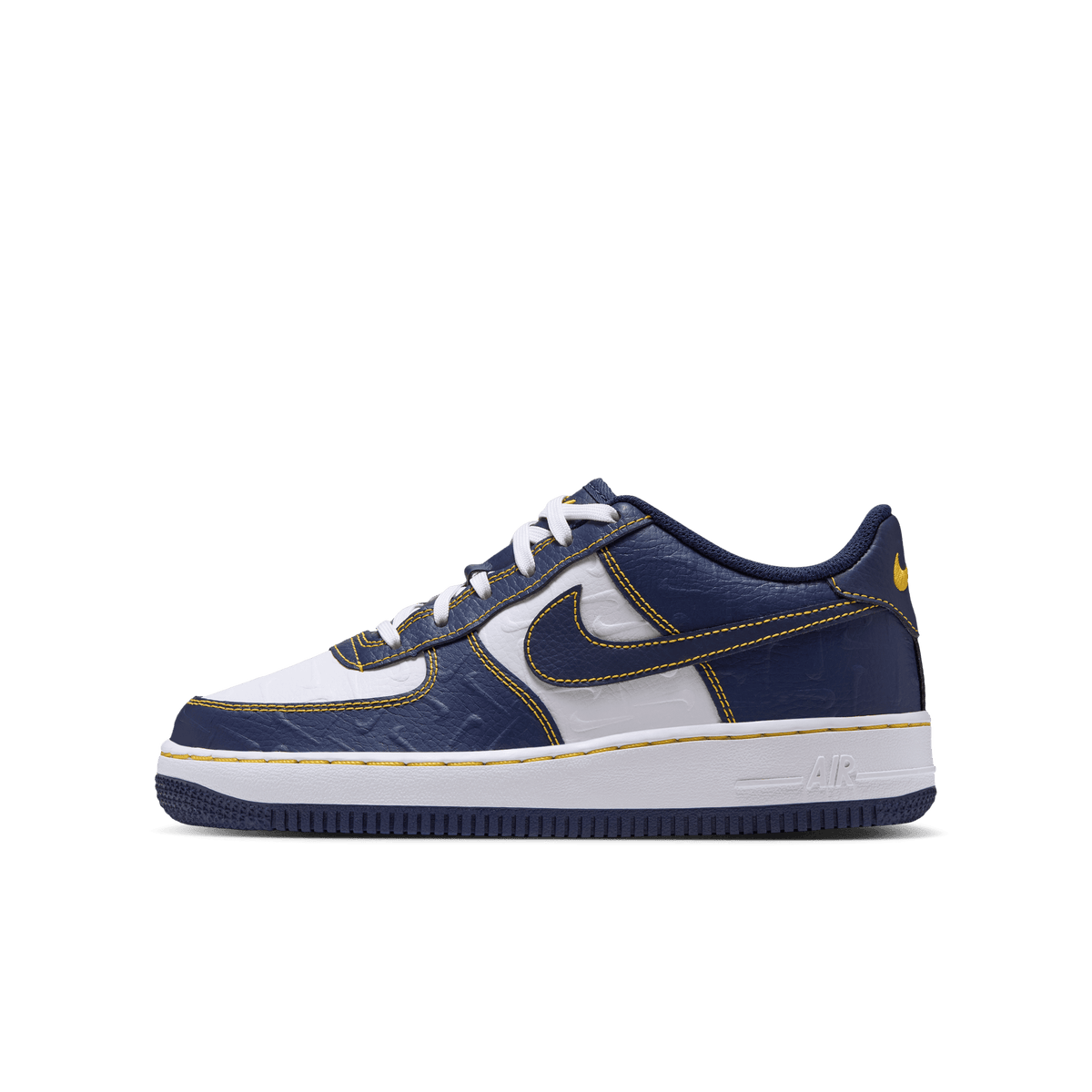 Big Kids' Nike Air Force 1 LE "Summit White"