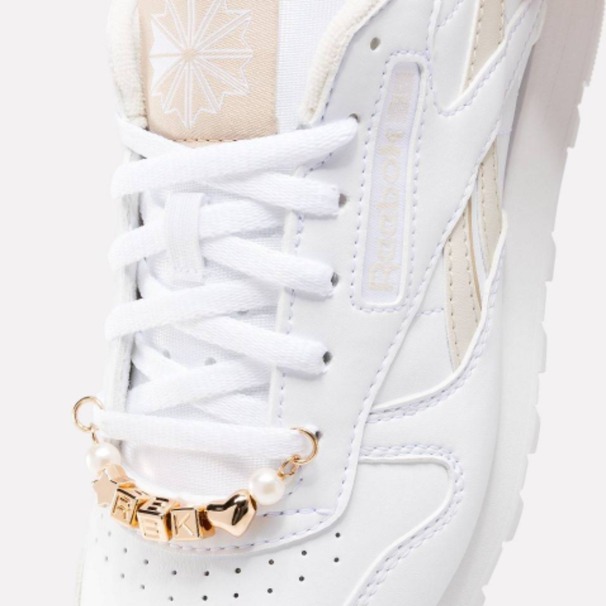 Reebok Footwear Women Classic Vegan Shoes FTWWHT BON OAT 7 M