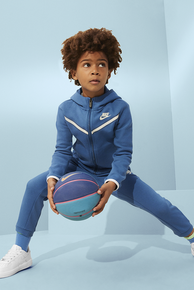 kids wearing nike