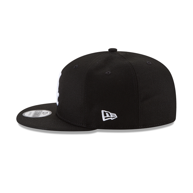 Chicago White Sox New Era Black & White 9FIFTY Snapback