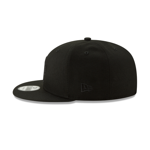Minnesota Vikings New Era 9Fifty Black & Black Basic Snapback