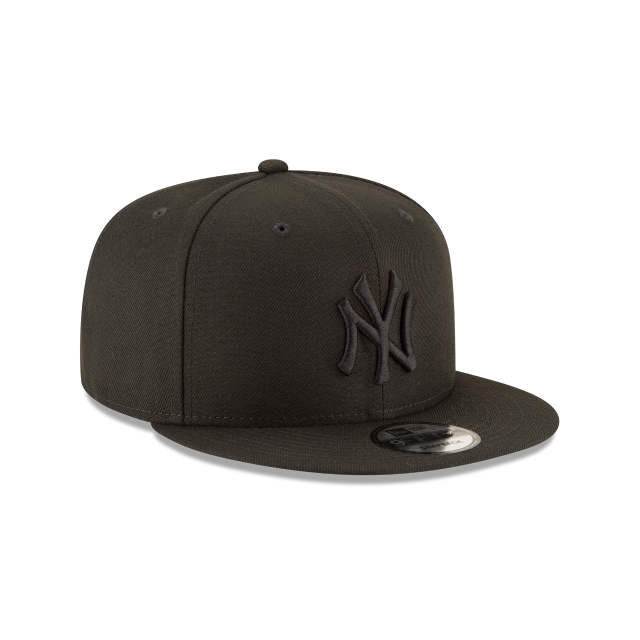 New York Yankees New Era MLB Black on Black 9FIFTY SnapBack Hat