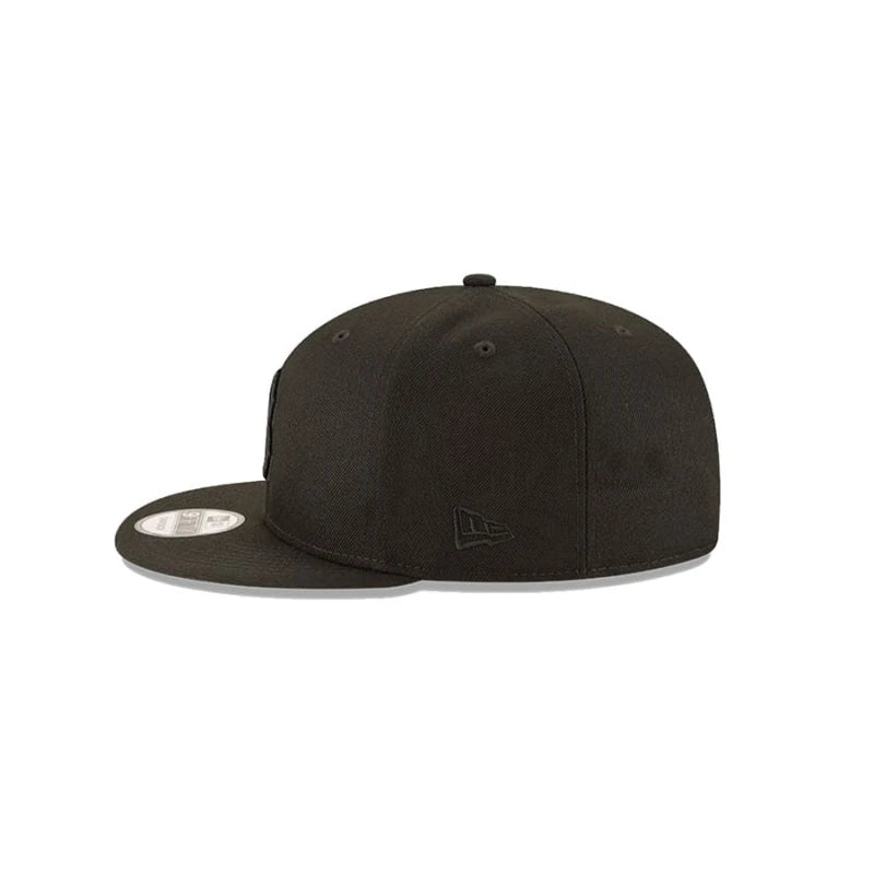 Boston Red Sox New Era MLB Black on Black 9FIFTY SnapBack Hat