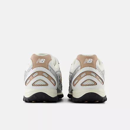 Men's/Women's New Balance U204L "Silver Metallic Flat Toupe"