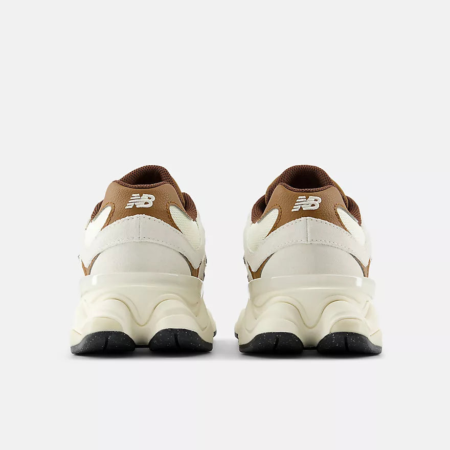 Men's/Women's New Balance 9060 "Breakfast Tea"