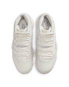 Women's Air Jordan 11 Retro "Pearl"