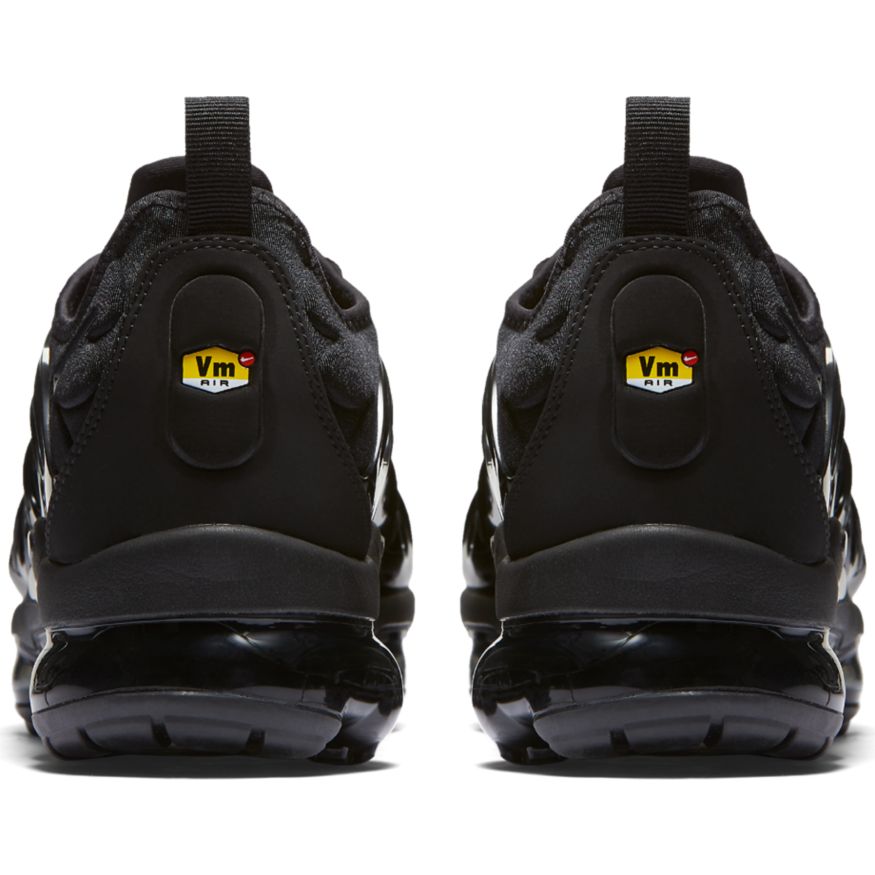 Men's Nike Air VaporMax Plus "Triple Black"