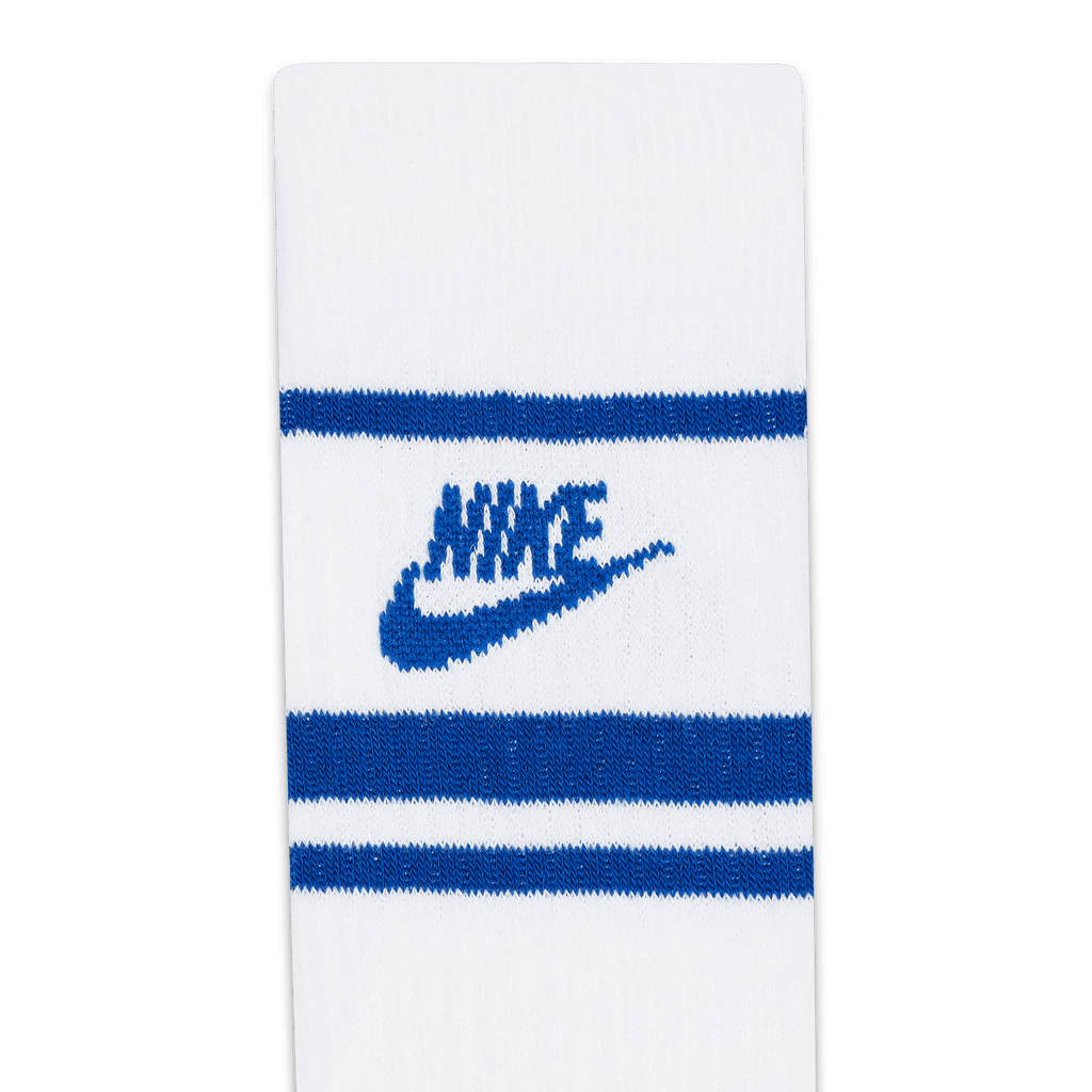 Nike Sportswear Everyday Essential Crew Socks (3 Pairs) (UNISEX)