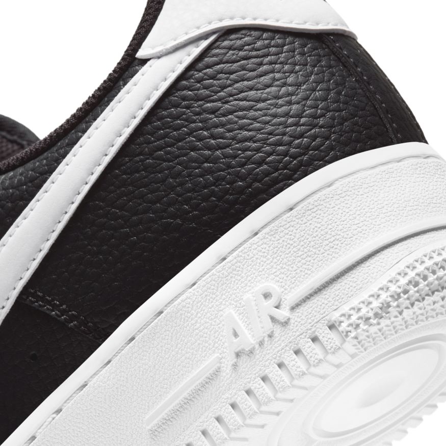 Men's Nike Air Force 1 '07 "Black White Pebbled Leather"
