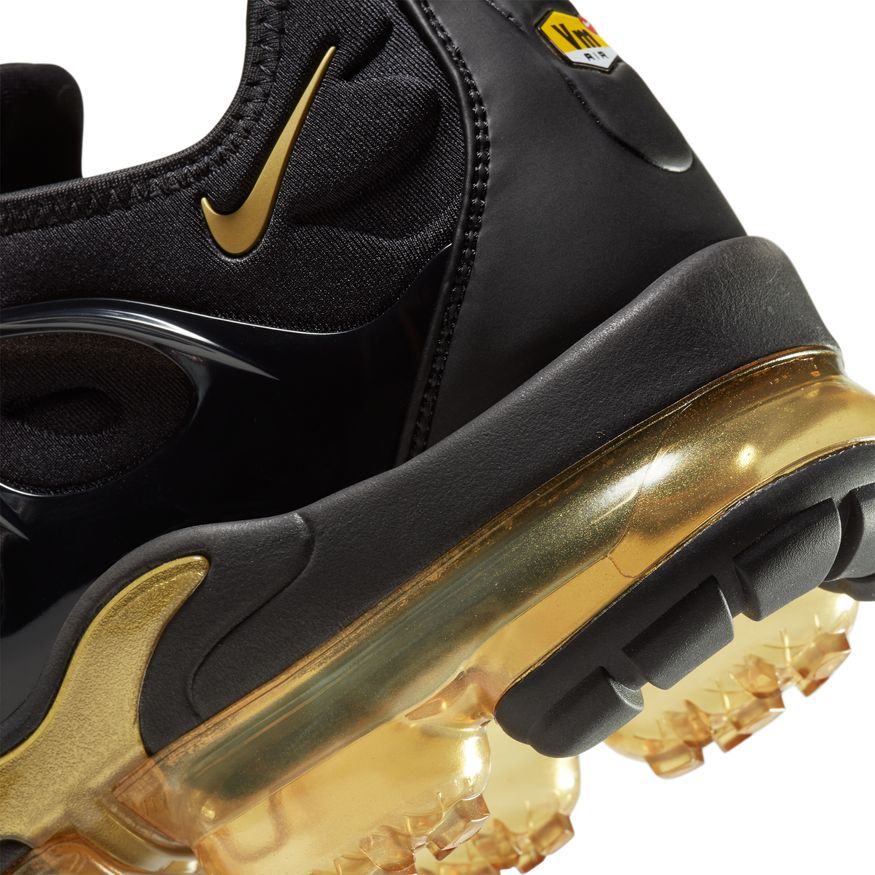 Men's Nike Air VaporMax Plus "Black Metallic Gold"