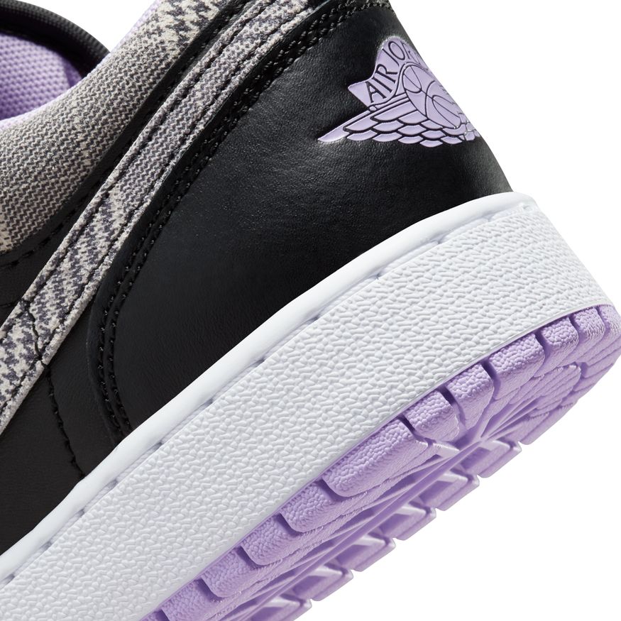 Big Kids' Air Jordan 1 Low SE " Houndstooth"