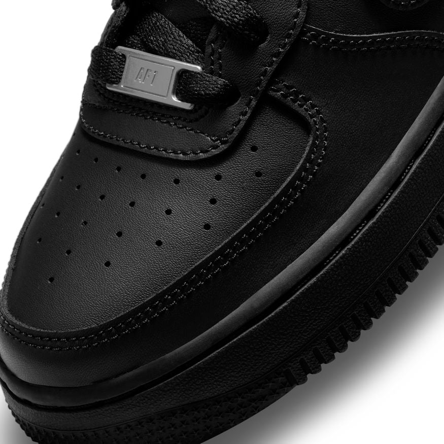 Big Kids' Nike Air Force 1 LE "Triple Black"