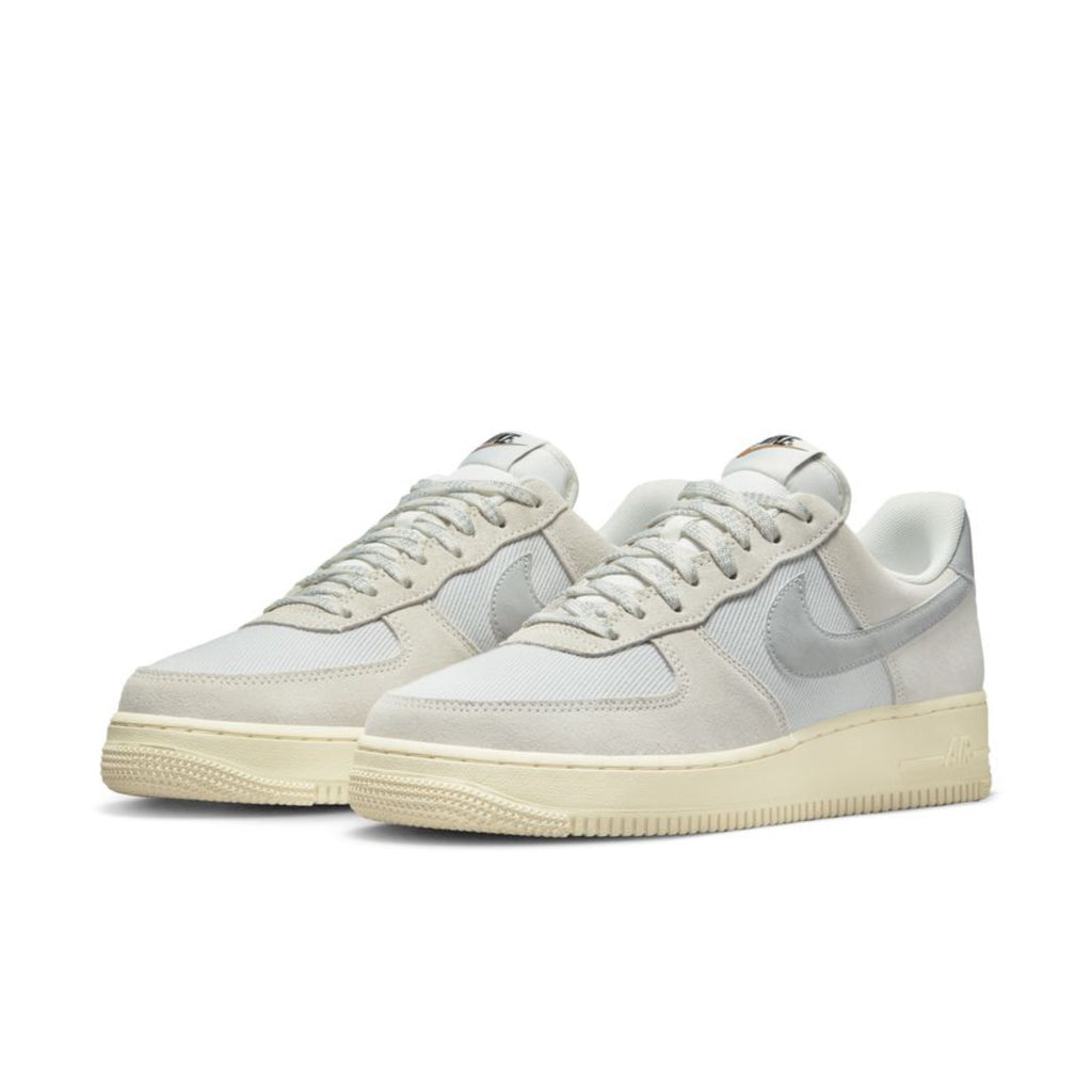 Men's Nike Air Force 1 '07 LV8 "Photon Dust Sail"