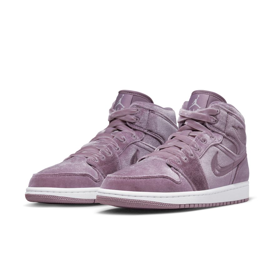 Women's Air Jordan 1 Mid SE "Purple Velvet "